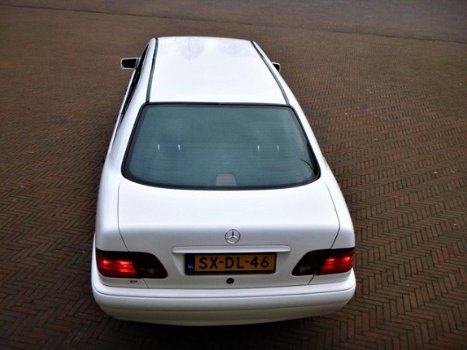Mercedes-Benz E-klasse - Limousine REMETZ 8 PERS 1998 TOPST - 1