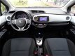 Toyota Yaris - 1.5 Full Hybrid Design / Navigatie / Parkeersensoren / Bluetooth / Parkeercamera / Li - 1 - Thumbnail