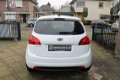 Kia Venga - 1.4 CVVT AIRCO LM VELGEN 90 PK WEINIG KM - 1 - Thumbnail