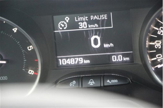 Peugeot 208 - 1.6 BlueHDi Blue Lease Executive | Navigatie | Climate Control | Lichtmetalen velgen | - 1