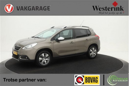 Peugeot 2008 - 1.2 PureTech Style Navigatie, Trekhaak, Rijklaarprijs - 1