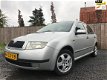 Skoda Fabia - 1.4 Comfort , 5-deurs, nieuwe APK, NAP, Airco, Ccontrol, trekhaak - 1 - Thumbnail