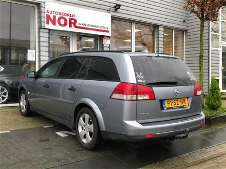 Opel Vectra Wagon - 1.8-16V Essentia - 1