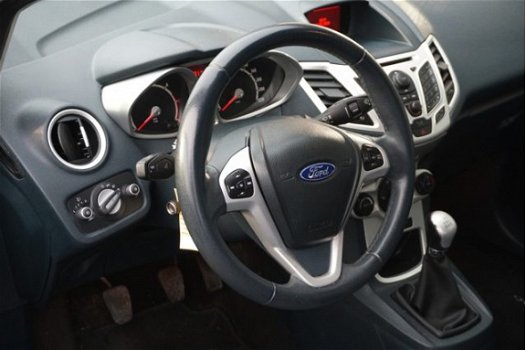 Ford Fiesta - 1.6 TDCi ECOnetic Titanium - 1