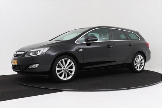 Opel Astra Sports Tourer - 1.4 Turbo Cosmo | Xenon | Trekhaak - 1