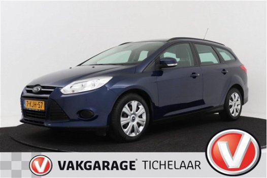 Ford Focus Wagon - 1.0 EcoBoost Trend | Navigatie | Parkeersensoren - 1