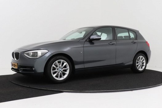 BMW 1-serie - 118i Business Sport | Leer | Sportstoelen | Xenon | Breed scherm - 1