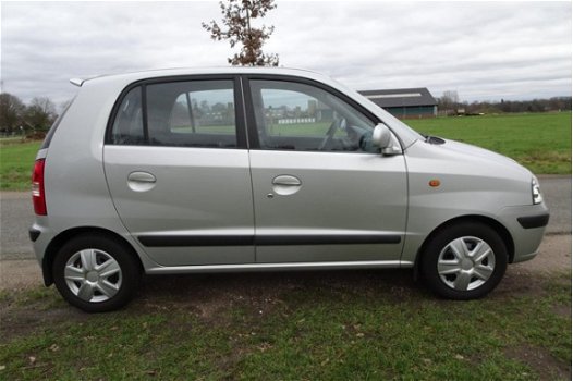 Hyundai Atos - 1.1i Dynamic Cool keurig netjes Airco Parkeersensoren - 1