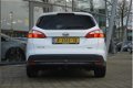 Ford Focus Wagon - 1.0 EcoBoost Edition NL-Auto Nav/cruise/airco - 1 - Thumbnail