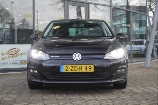 Volkswagen Golf - 1.6 TDI Highline BlueMotion NL-Auto Led/nav/climate - 1