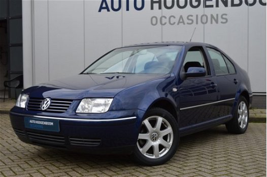 Volkswagen Bora - 1.6-16V Turijn - 1