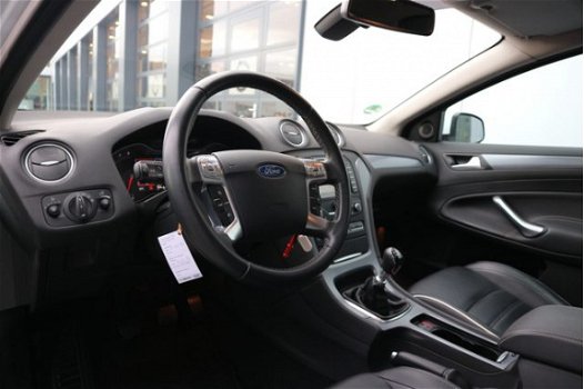 Ford Mondeo - 1.6 EcoBoost Platinum / Schuif-kantel dak / Navigatie - 1