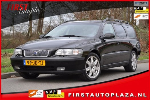 Volvo V70 - 2.3 T-5 Geartr. C.L AUTOMAAT AIRCO/LEDER/CRUISE NETTE YOUNGTIMER - 1