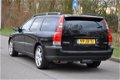 Volvo V70 - 2.3 T-5 Geartr. C.L AUTOMAAT AIRCO/LEDER/CRUISE NETTE YOUNGTIMER - 1 - Thumbnail