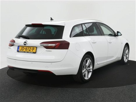 Opel Insignia Sports Tourer - 1.6 T 170pk Business+ NAVI LEER XENON 18INCH - 1