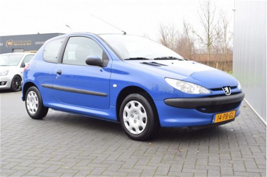 Peugeot 206 - 1.1 Pop' Art Stuurbekrachtiging apk/november/2020 - 1