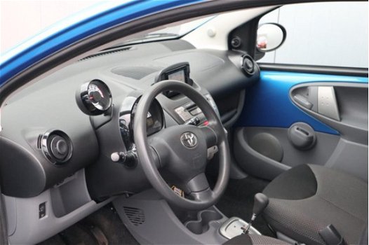 Toyota Aygo - 1.0-12V Dynamic Navigator - 1