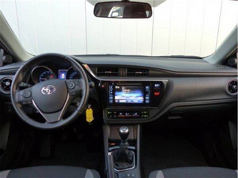 Toyota Auris - 1.2T Aspiration - 1