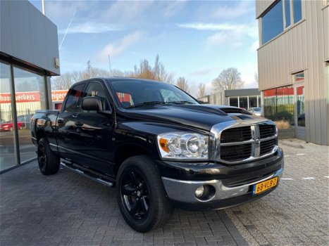 Dodge Ram 1500 - 4x4, Dubb cab, Leder, Sidebars, Airco, Zeer nette staat - 1