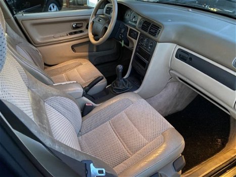 Volvo V70 - 2.5 - 1