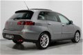 Fiat Croma - 2.4 JTD Emotion 200 pk Automaat, Panoramadak, Lederen Bekleding, Climate Control - 1 - Thumbnail