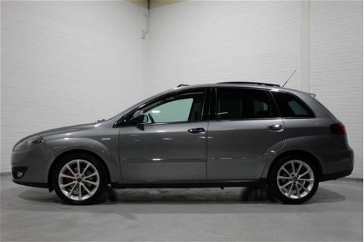 Fiat Croma - 2.4 JTD Emotion 200 pk Automaat, Panoramadak, Lederen Bekleding, Climate Control - 1