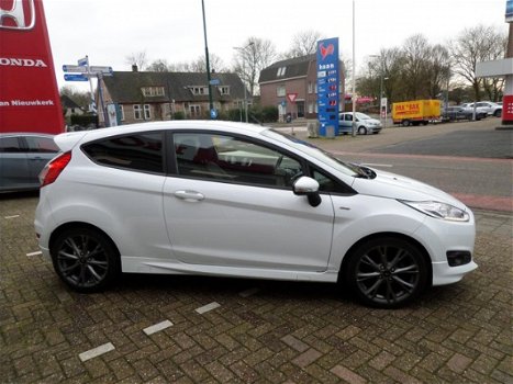 Ford Fiesta - 1.0 EcoBoost ST Line / Komt binnen / Navi / Cruise / PDC - 1