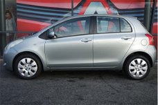 Toyota Yaris - 1.3 VVTi Sol AIRCO /RADIOCD /ELECTRISCHE RAMEN /SPIEGELS/