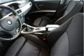 BMW 3-serie Touring - 318d Luxury Line PANO / XENON / NIEUWE NAVI / FACELIFT - 1 - Thumbnail