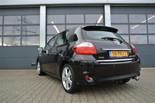 Toyota Auris - 1.8 Full Hybrid AUT Exec - 1