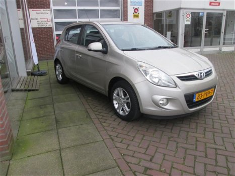 Hyundai i20 - 1.2i i-Motion 1ste eigenaar + NL auto - 1