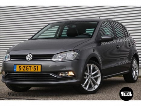 Volkswagen Polo - 1.2 TSI 90pk Highline Telefoon Climatronic 17'' LMV 114 - 1