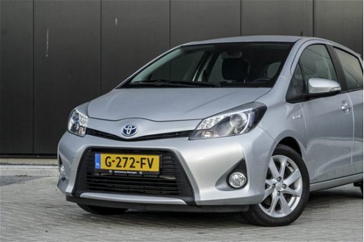 Toyota Yaris - 1.5 Full Hybrid Dynamic ✅ CLIMA ✅ CAMERA ✅ PDC ✅ 16INCH - 1