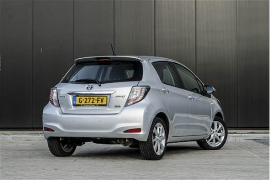 Toyota Yaris - 1.5 Full Hybrid Dynamic ✅ CLIMA ✅ CAMERA ✅ PDC ✅ 16INCH - 1