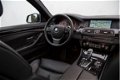 BMW 5-serie Touring - 530d High Executive Pano Comfort stoelen HuD - 1 - Thumbnail
