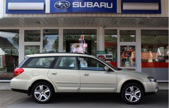 Subaru Legacy Outback - 3.0 R AUT Executive Navigatie Youngtimer - 1