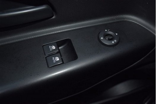 Kia Cee'd - 1.6i-16V ISG X-tra Airco ABS Airbags Audio Trekhaak PDC Dealeronderhouden 1e Eigenaar - 1