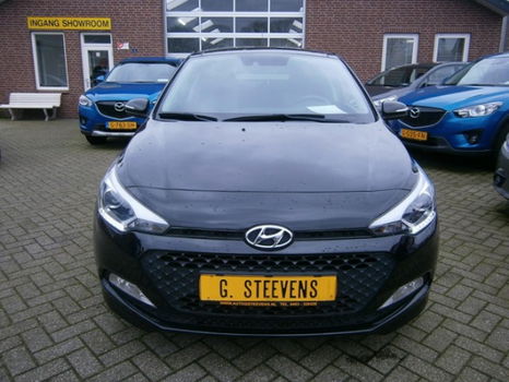 Hyundai i20 - 1.2 HP i-Motion Premium - 1