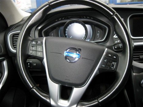 Volvo V40 - 1.6 T4 180PK Summum - 1