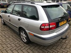 Volvo V40 - 1.8 Europa