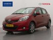 Toyota Yaris - 1.3 VVT-i Dynamic | Navigatie | Panorama | Trekhaak - 1 - Thumbnail