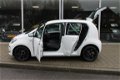 Volkswagen Up! - 1.0 move up BlueM. AIRCO + NAVIGATIE - 1 - Thumbnail