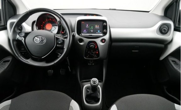 Toyota Aygo - 1.0 VVT-i X-Play, Airconditioning, Achteruitrijcamera - 1
