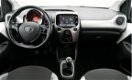 Toyota Aygo - 1.0 VVT-i X-Play, Airconditioning, Achteruitrijcamera - 1 - Thumbnail