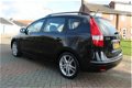 Hyundai i30 CW - 1.6i Blue Dynamic // 1e EIGENAAR // LEDER // CLIMA // - 1 - Thumbnail