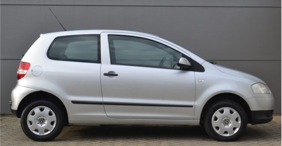 Volkswagen Fox - 1.2 Trendline, Airco, CV, Elektr. pak, Trekhaak - 1