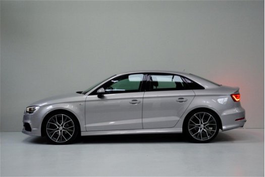 Audi A3 Limousine - 1.6 TDI Sport Edition Automaat 3X-Sline/Org-NL/Xenon/Led/Nieuwstaat - 1