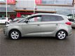 Kia Carens - 1.6 GDi Super Pack *NAVIGATIESYSTEEM / CLIMATE CONTROL - 1 - Thumbnail