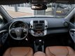 Toyota RAV4 - 2.0 VVTi Dynamic 2WD | trekhaak | leder | parkeersensoren | - 1 - Thumbnail