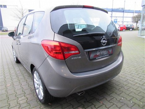 Opel Meriva - 1.4 Turbo Cosmo / Stuurverw. / Clima / Cruise / Pdc / Lmv - 1